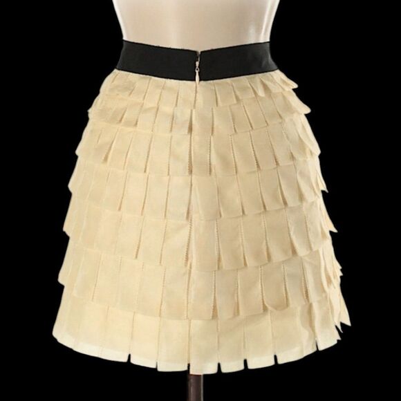 J. Crew women's cream layered tiered ruffle silk skirt size 10 NWT - Picture 8 of 9